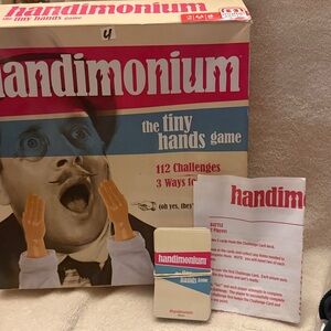 Handimonium The Tiny Hands Game RARE 2017 Mattel COMPLETE